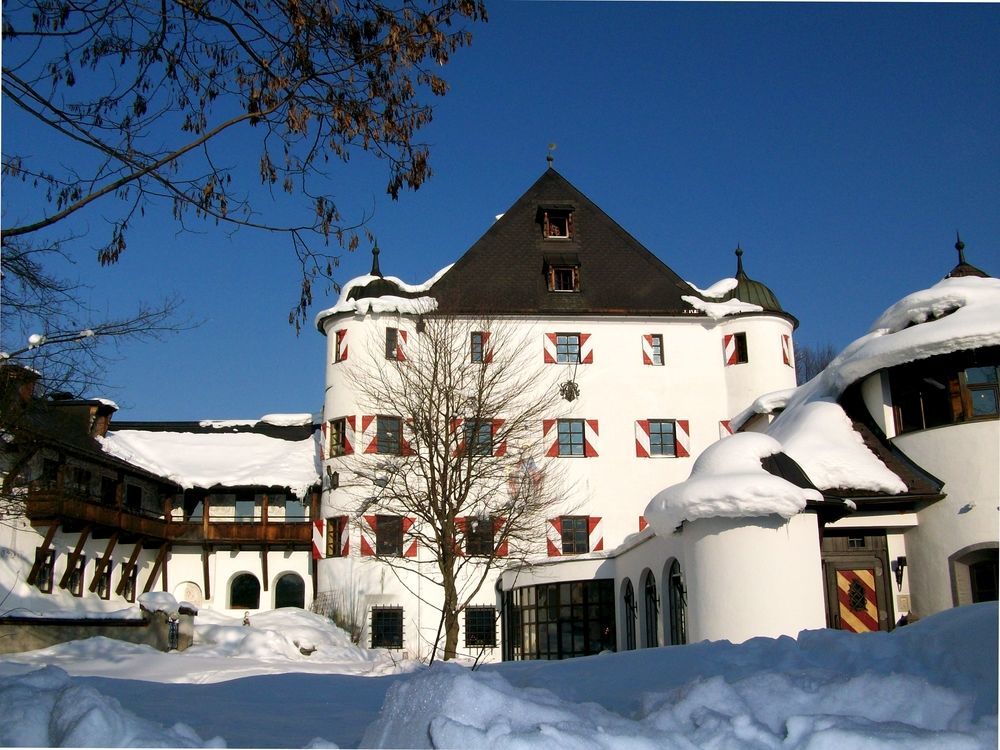 Family Hotel Schloss Rosenegg Fieberbrunn Εξωτερικό φωτογραφία