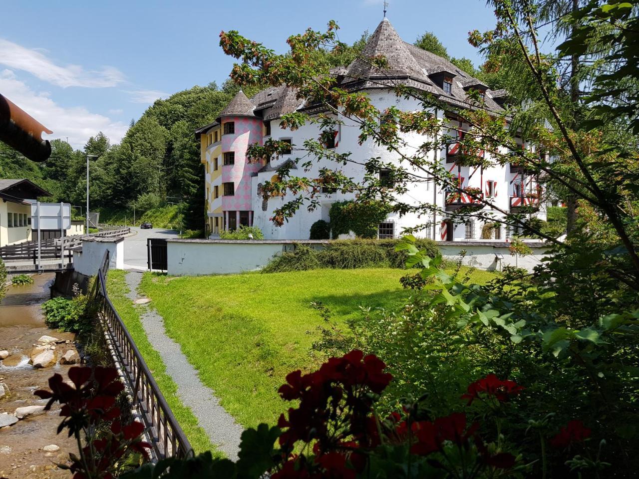 Family Hotel Schloss Rosenegg Fieberbrunn Εξωτερικό φωτογραφία