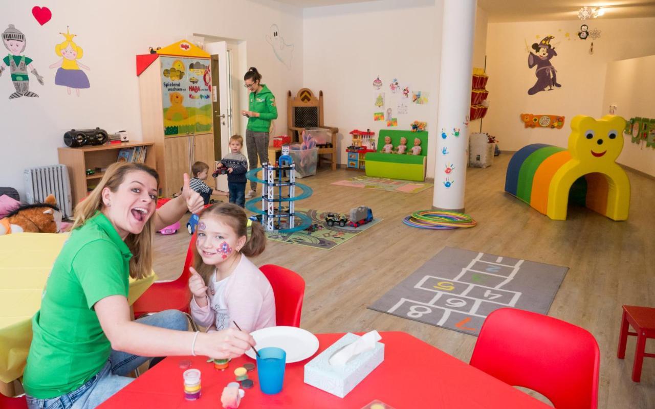 Family Hotel Schloss Rosenegg Fieberbrunn Εξωτερικό φωτογραφία